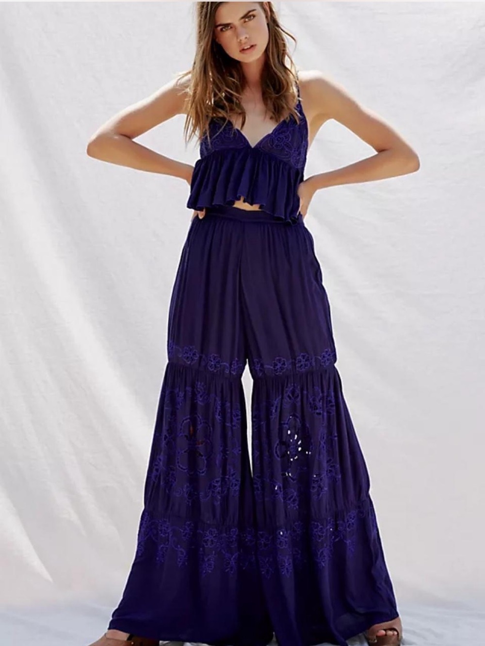 Women's Navy Wide-Leg Tiered Embroidered Pants